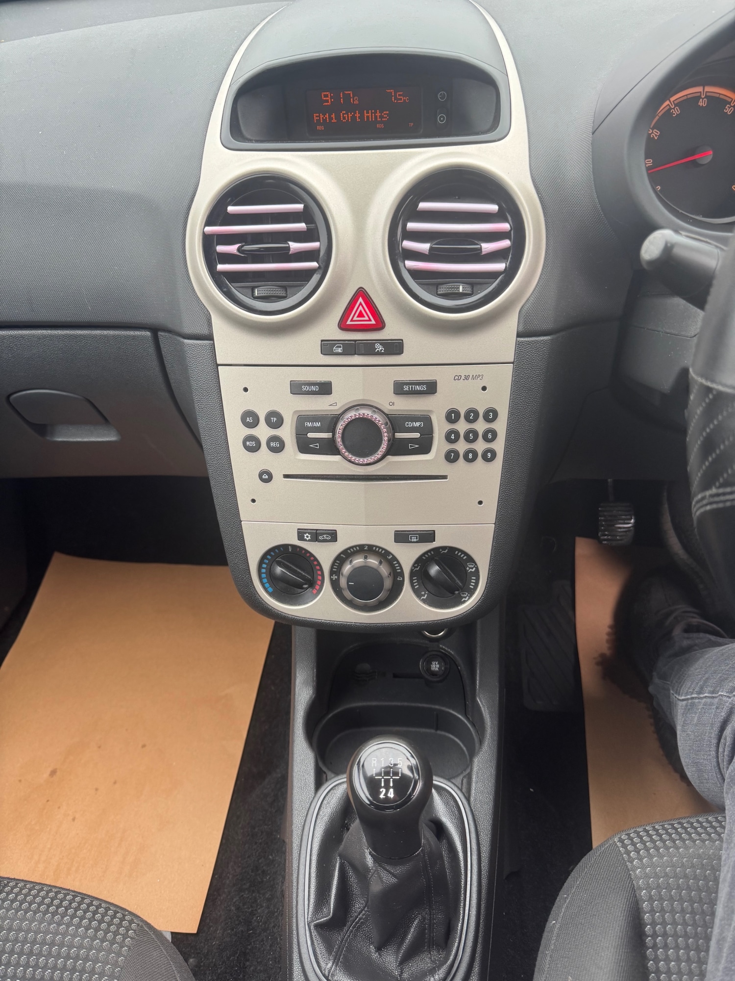 Used Vauxhall Corsa 2008 for sale - 77516172: Photo 15