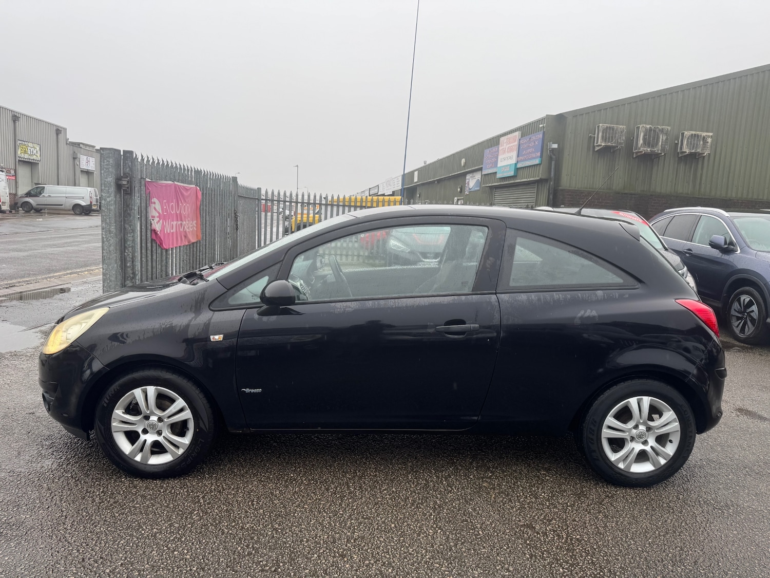 Used Vauxhall Corsa 2008 for sale - 77516172: Photo 3