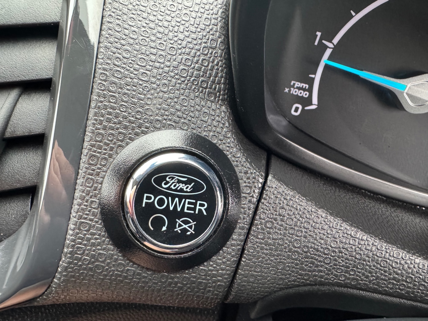 Used Ford Ecosport 2014 for sale - 76263429: Photo 24