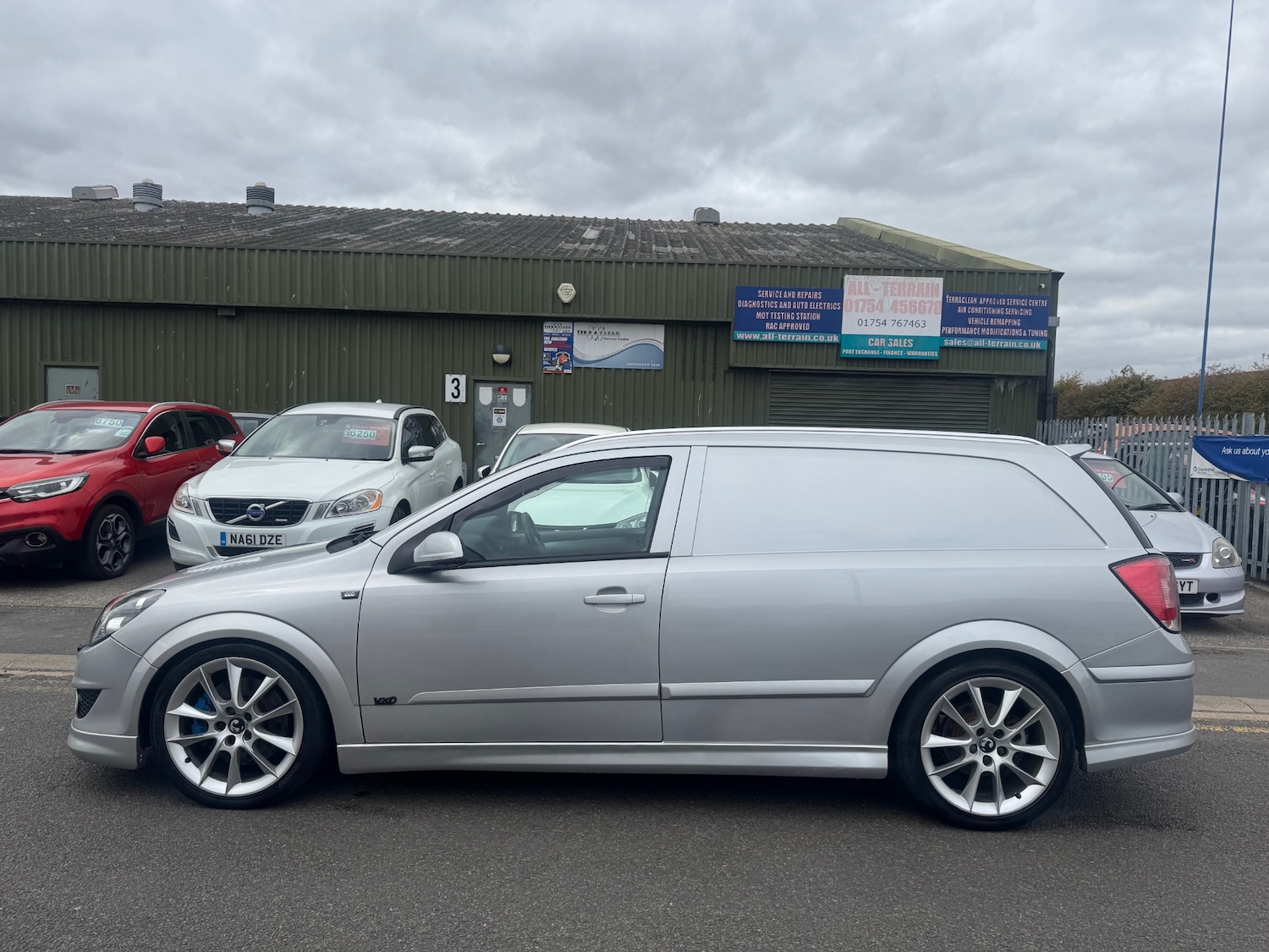 Used Vauxhall Astra Van 2011 for sale - 76207383: Photo 4
