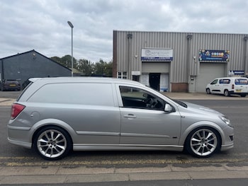 Used Vauxhall Astra Van 2011 for sale - 76207383: Photo 4
