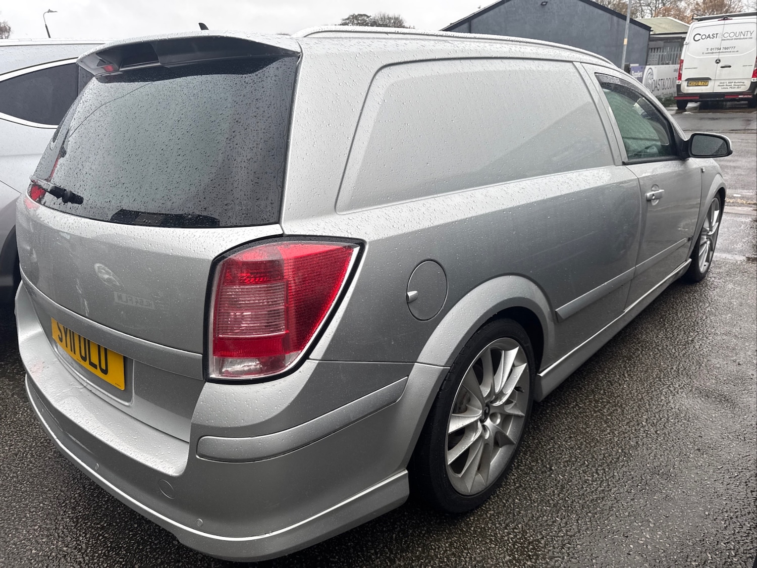 Used Vauxhall Astra Van 2011 for sale - 76207383: Photo 6