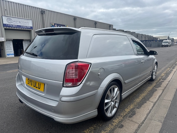 Used Vauxhall Astra Van 2011 for sale - 76207383: Photo 6