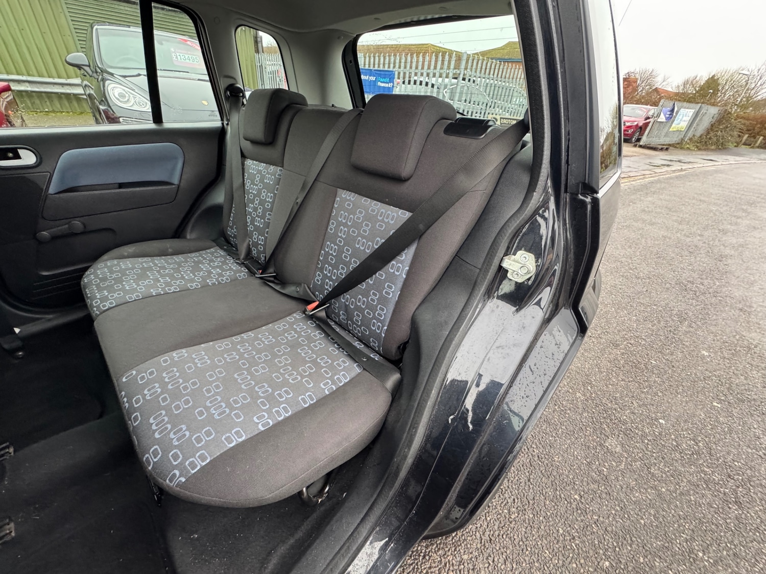 Used Ford Fusion 2005 for sale - 77168345: Photo 12