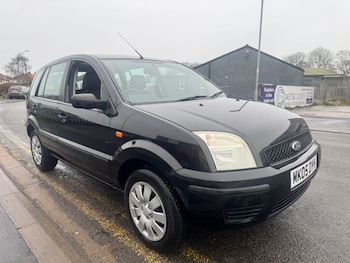 Used Ford Fusion 2005 for sale - 77168345: Photo