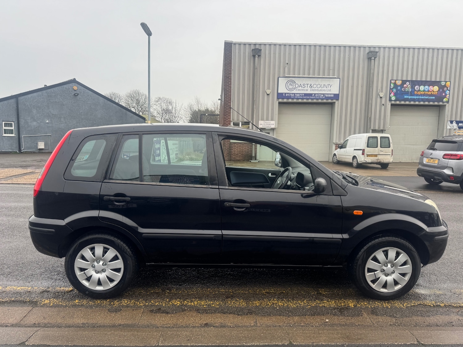 Used Ford Fusion 2005 for sale - 77168345: Photo 5