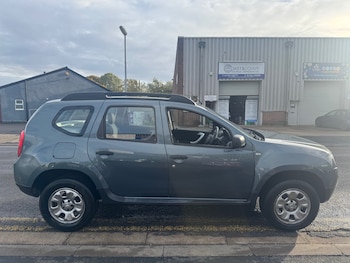 Used Dacia Duster 2013 for sale - 76319390: Photo 4