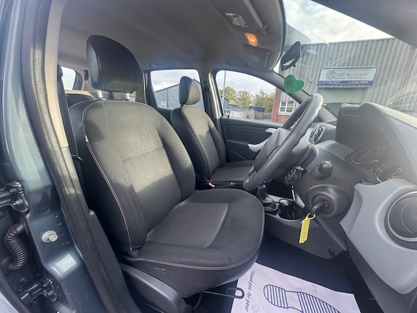 Used Dacia Duster 2013 for sale - 76319390: Photo 9