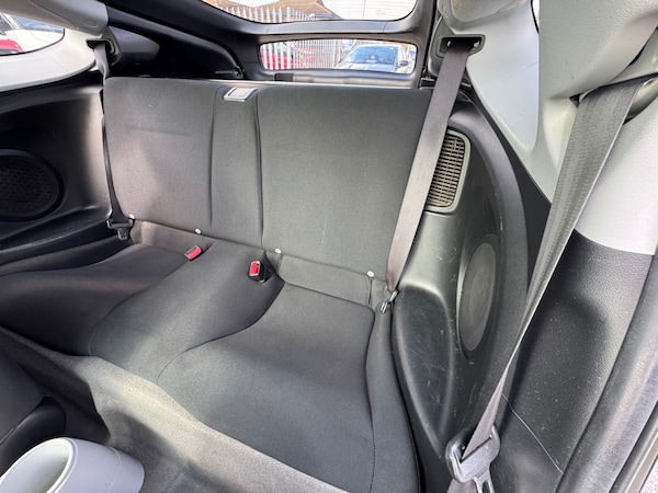 Used Honda CR-Z 2010 for sale - 75368705: Photo 11