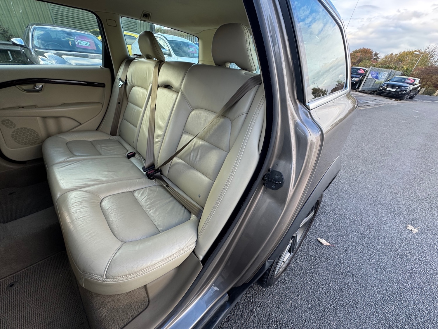 Used Volvo XC70 2008 for sale - 76356010: Photo 11