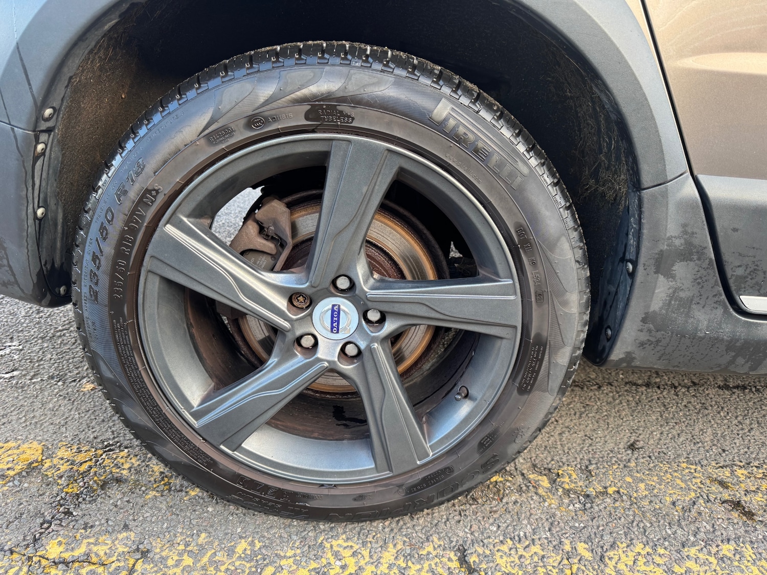 Used Volvo XC70 2008 for sale - 76356010: Photo 24