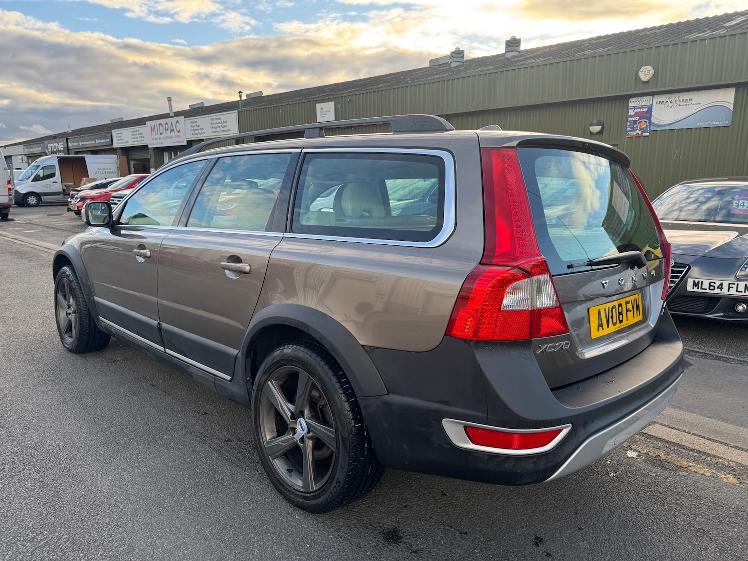 Used Volvo XC70 2008 for sale - 76356010: Photo 5