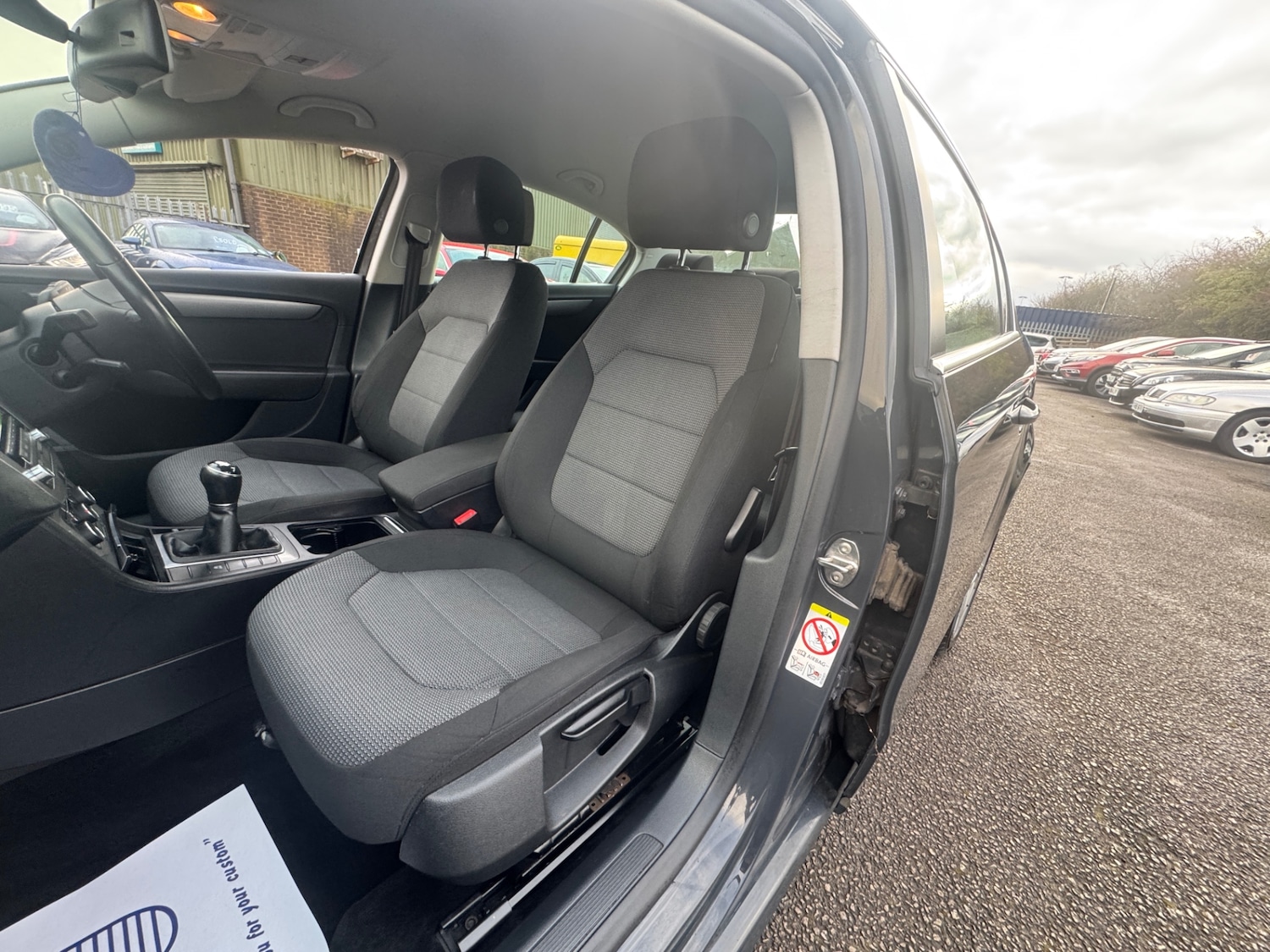 Used Volkswagen Passat 2012 for sale - 77878068: Photo 11