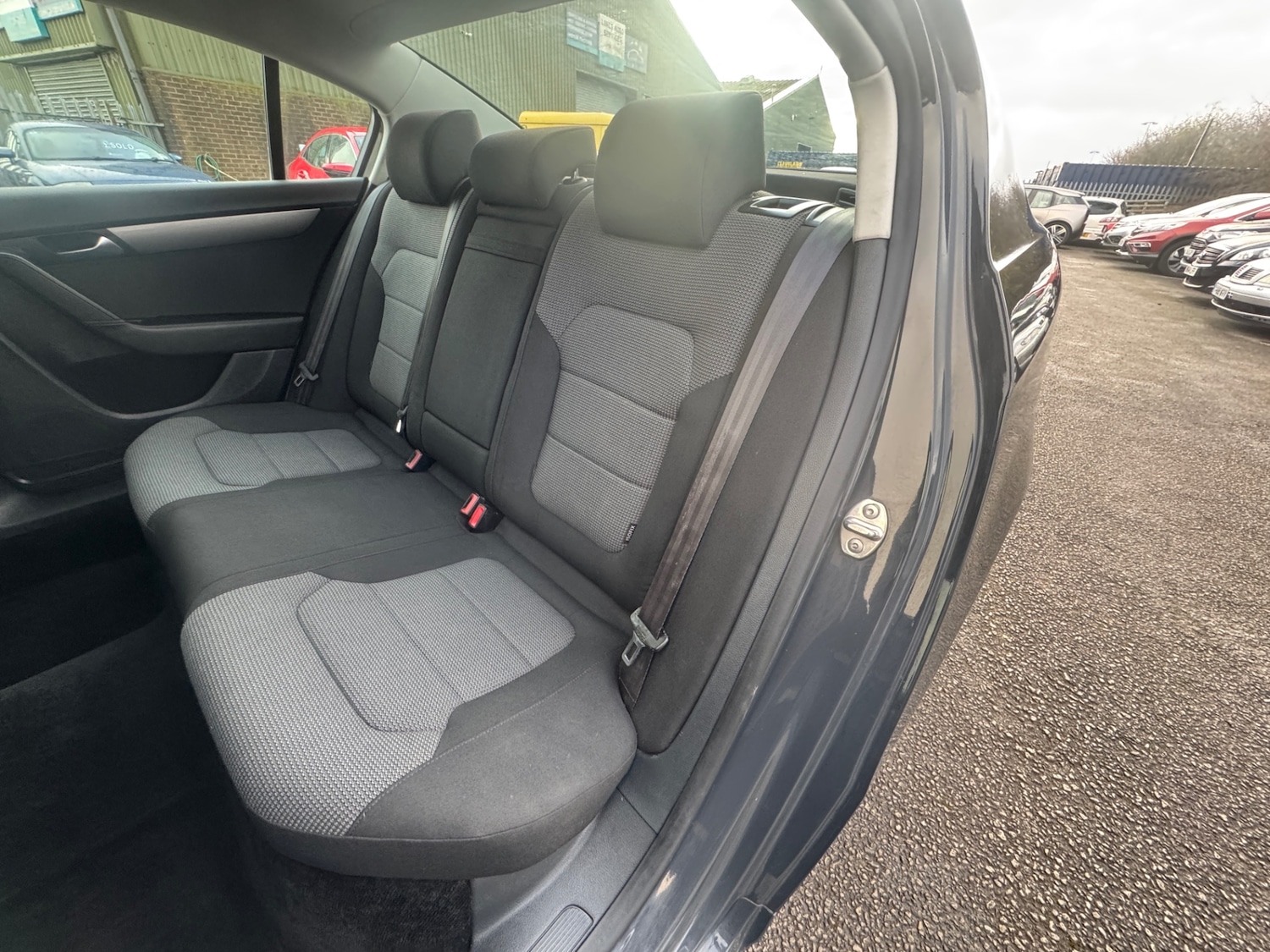 Used Volkswagen Passat 2012 for sale - 77878068: Photo 12