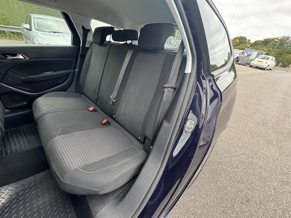 Used Peugeot 308 2017 for sale - 75640968: Photo 11