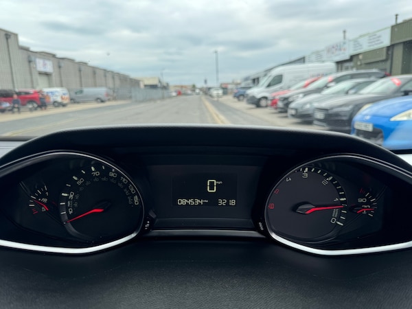 Used Peugeot 308 2017 for sale - 75640968: Photo 12