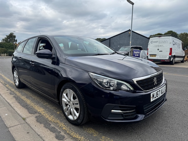Used Peugeot 308 2017 for sale - 75640968: Photo 2