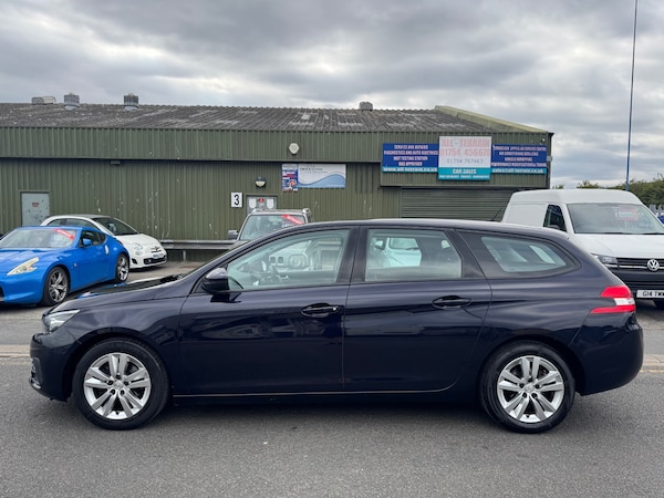 Used Peugeot 308 2017 for sale - 75640968: Photo 3