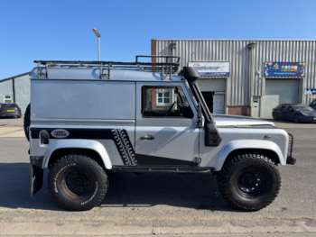 Used Land Rover Defender 2006 for sale - 74087718: Photo