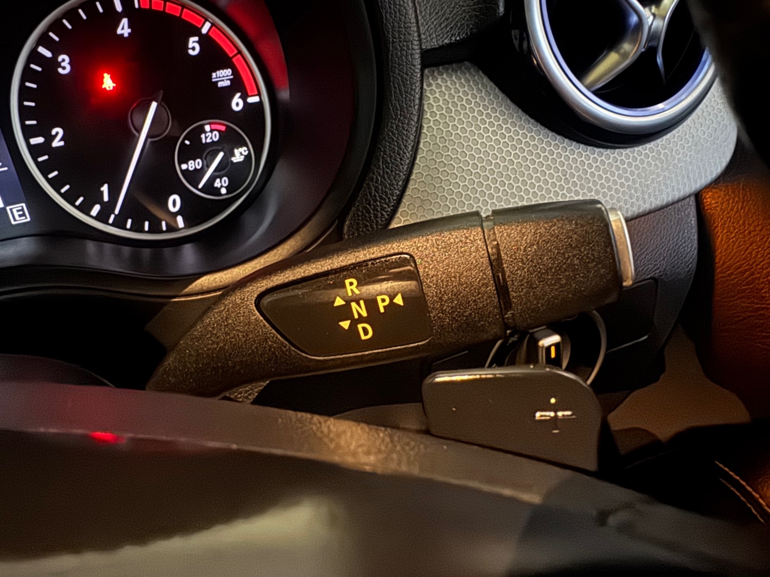 Used Mercedes-Benz B Class 2013 for sale - 76818027: Photo 21