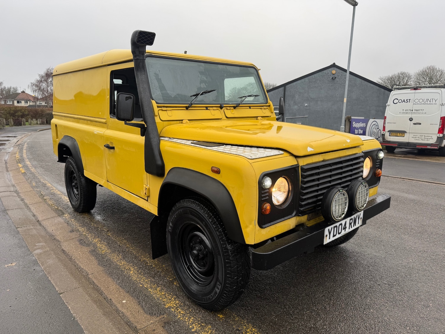 Used Land Rover Defender 2004 for sale - 77404874: Photo 2