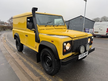 Used Land Rover Defender 2004 for sale - 77404874: Photo