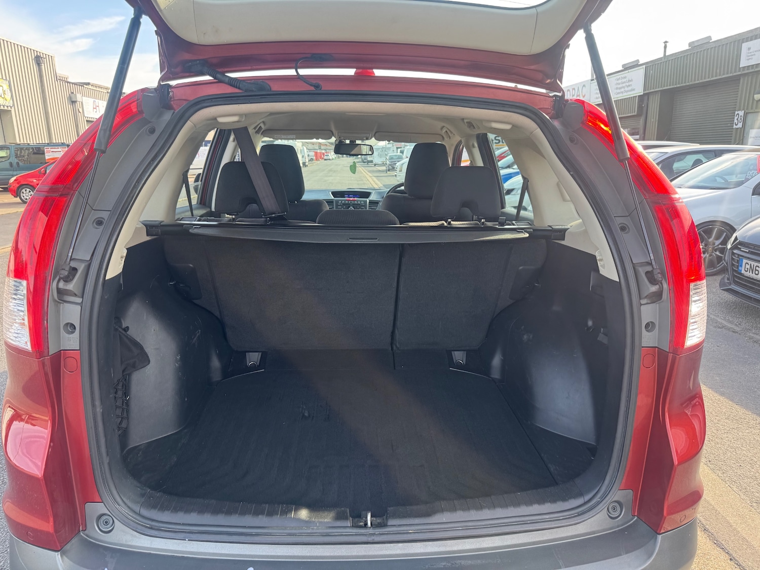 Used Honda CR-V 2014 for sale - 76106282: Photo 16