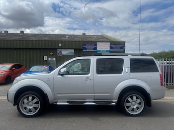 Used Nissan Pathfinder 2005 for sale - 75408224: Photo
