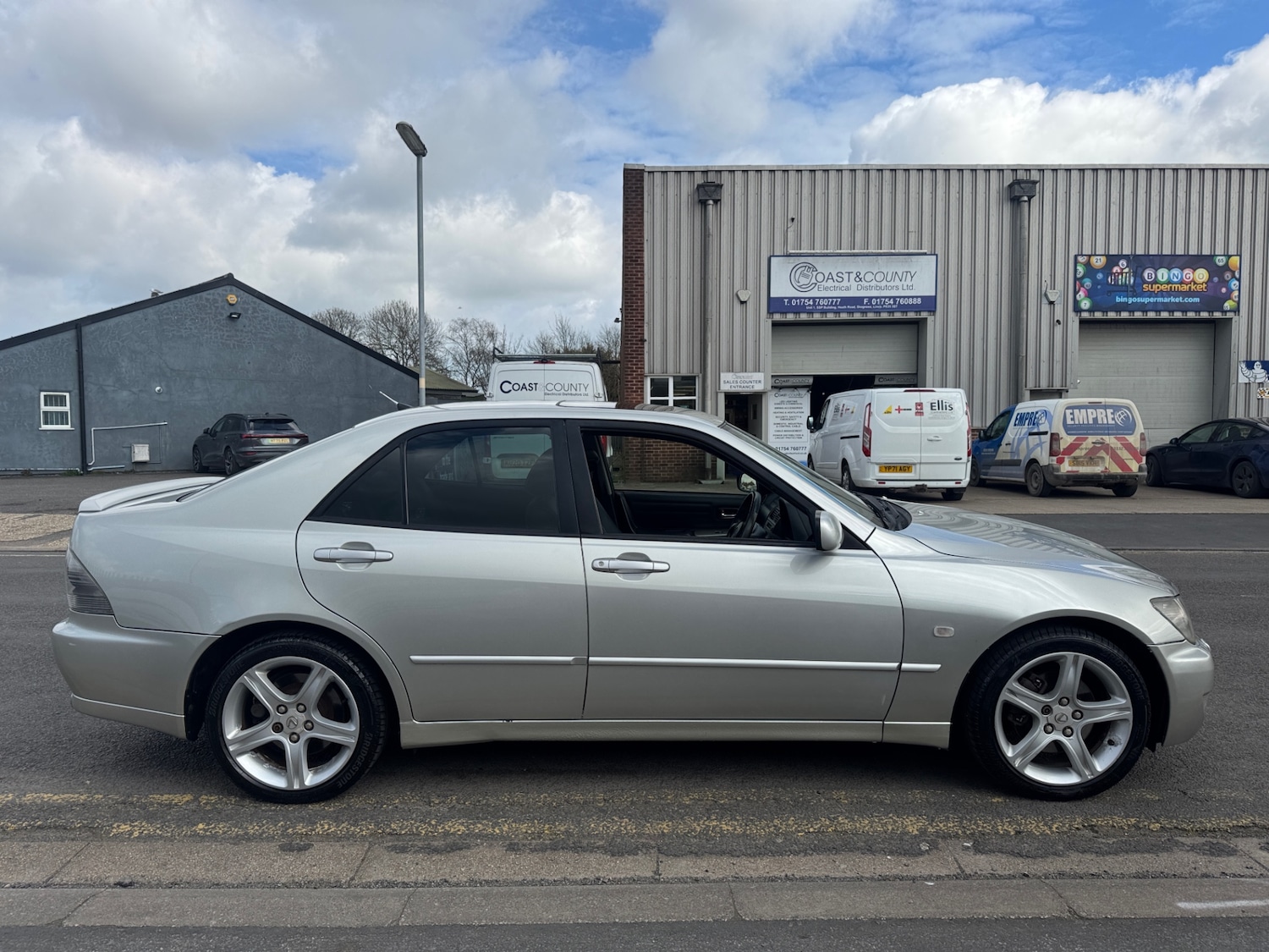 Used Lexus IS 2004 for sale - 78079410: Photo 5