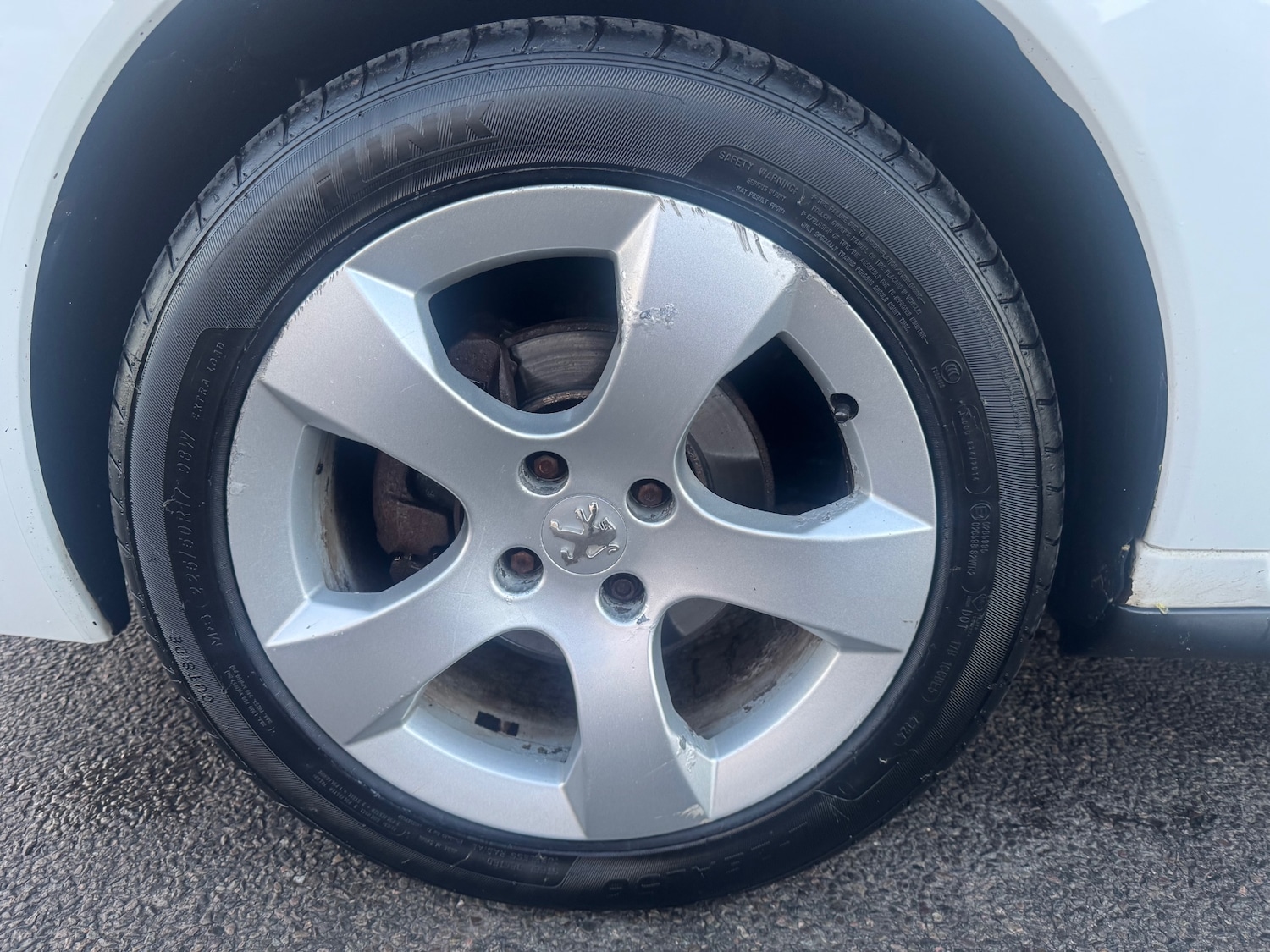 Used Peugeot 3008 2013 for sale - 77241947: Photo 18