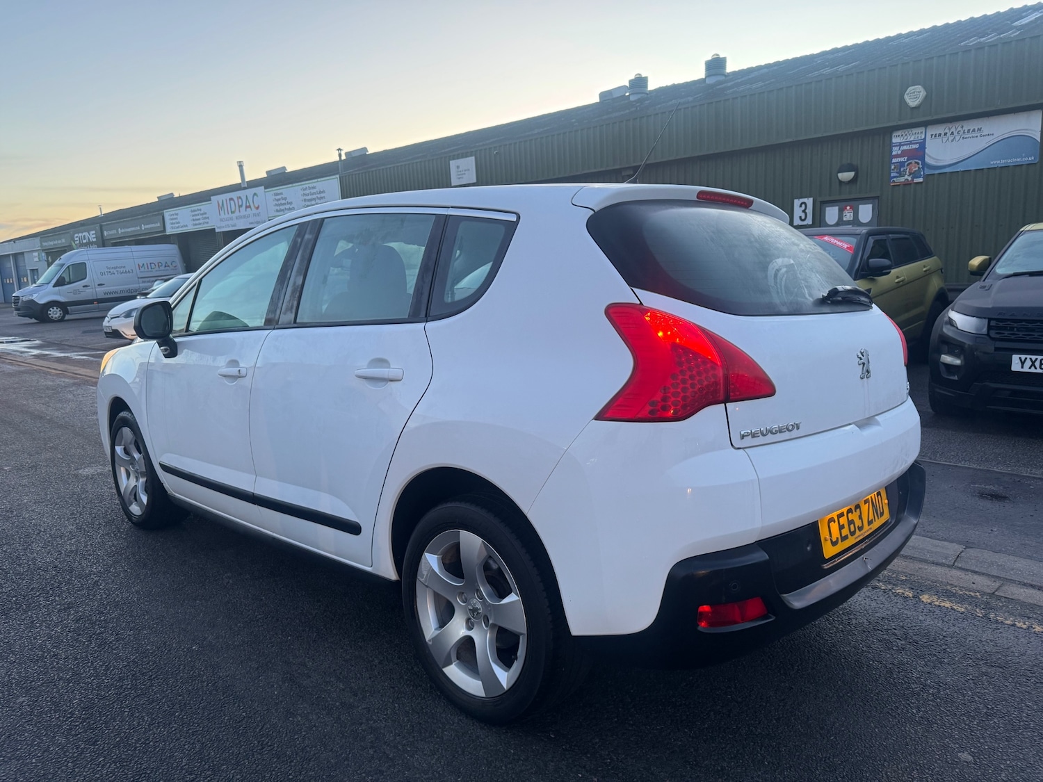 Used Peugeot 3008 2013 for sale - 77241947: Photo 6