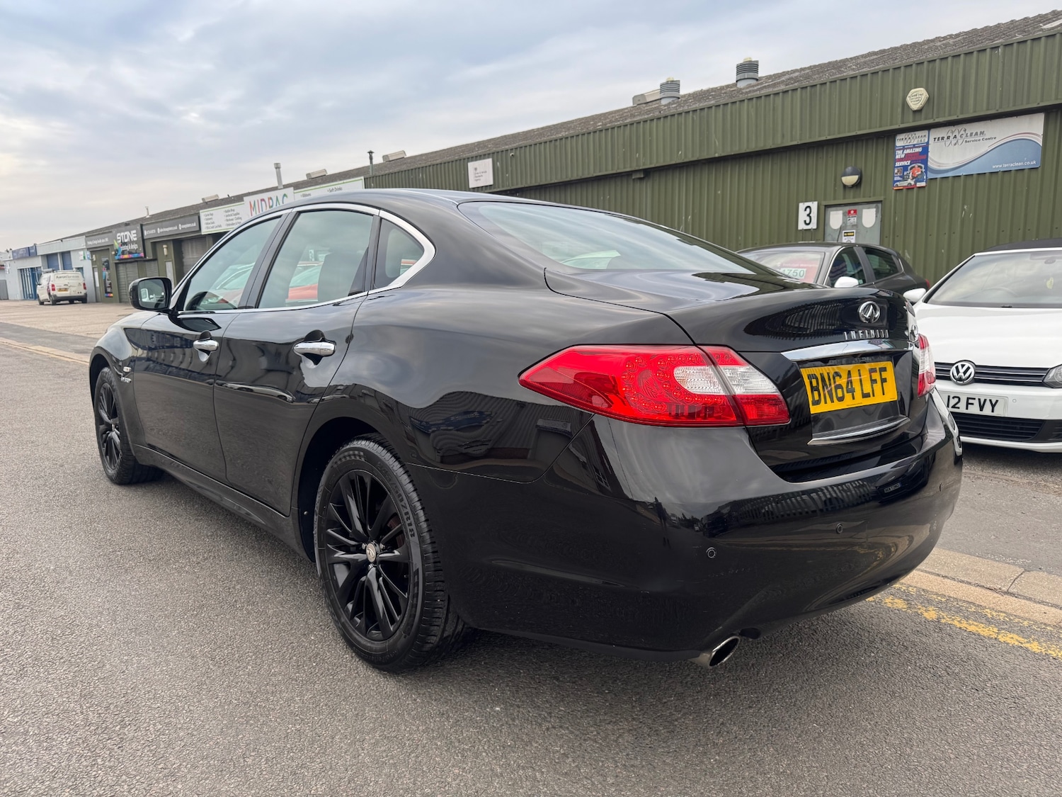 Used Infiniti Q70 2015 for sale - 76148512: Photo 6