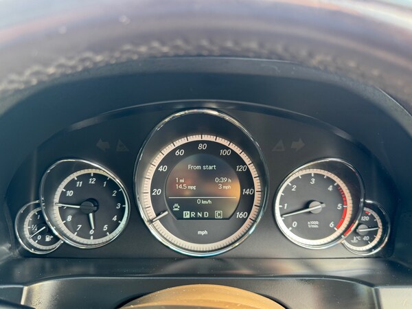 Used Mercedes-Benz E-Class 2010 for sale - 74656010: Photo 12