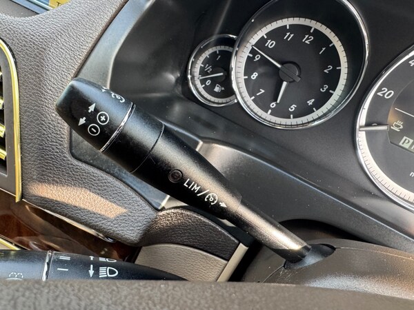 Used Mercedes-Benz E-Class 2010 for sale - 74656010: Photo 19