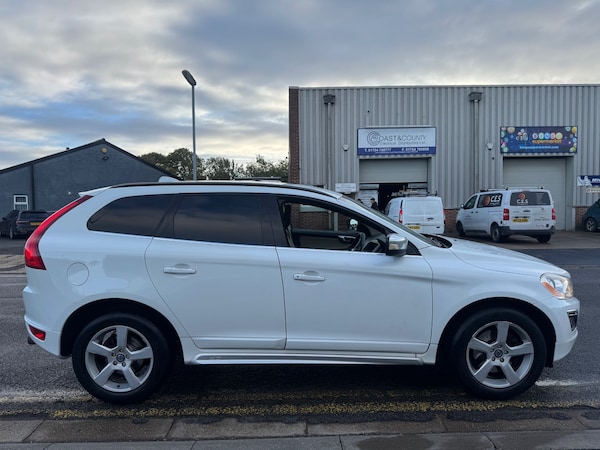 Used Volvo XC60 2011 for sale - 76181455: Photo 4