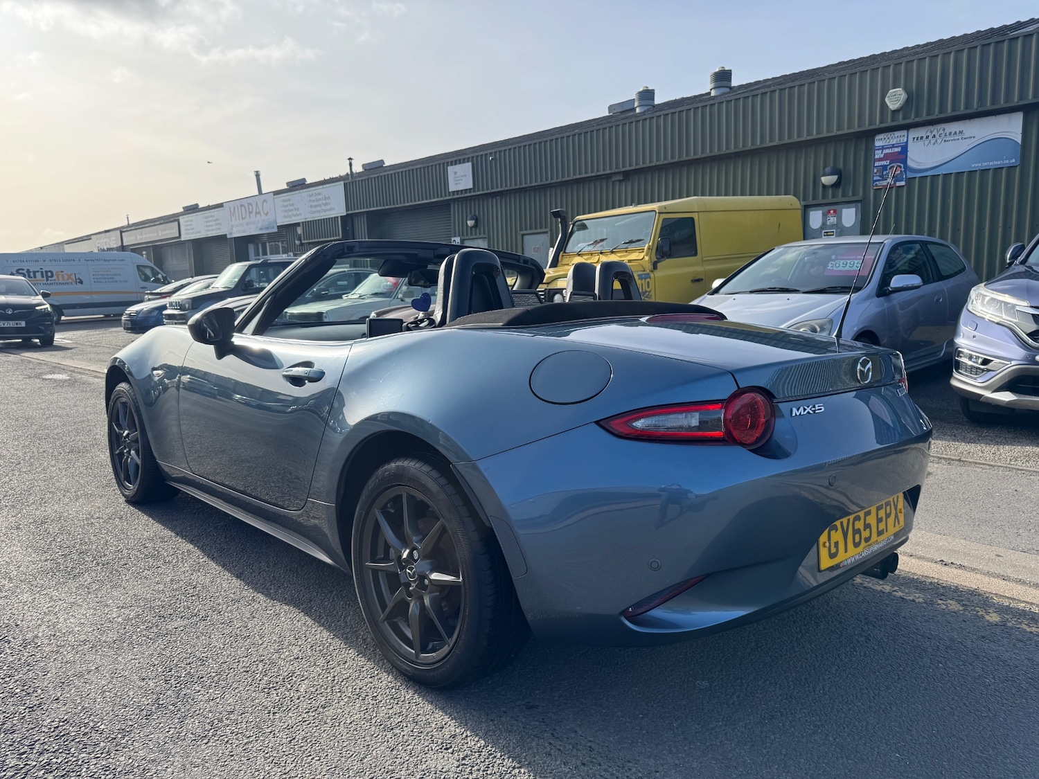 Used Mazda MX-5 2015 for sale - 77579879: Photo 6