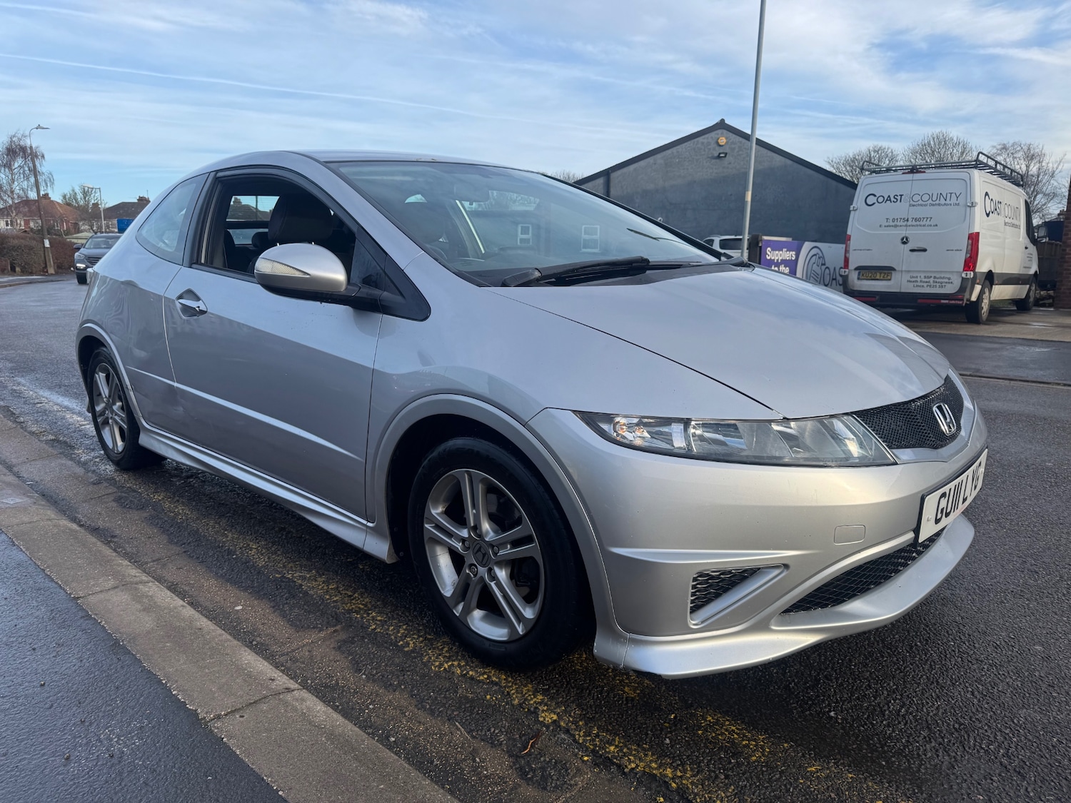 Used Honda Civic 2011 for sale - 77196155: Photo 2