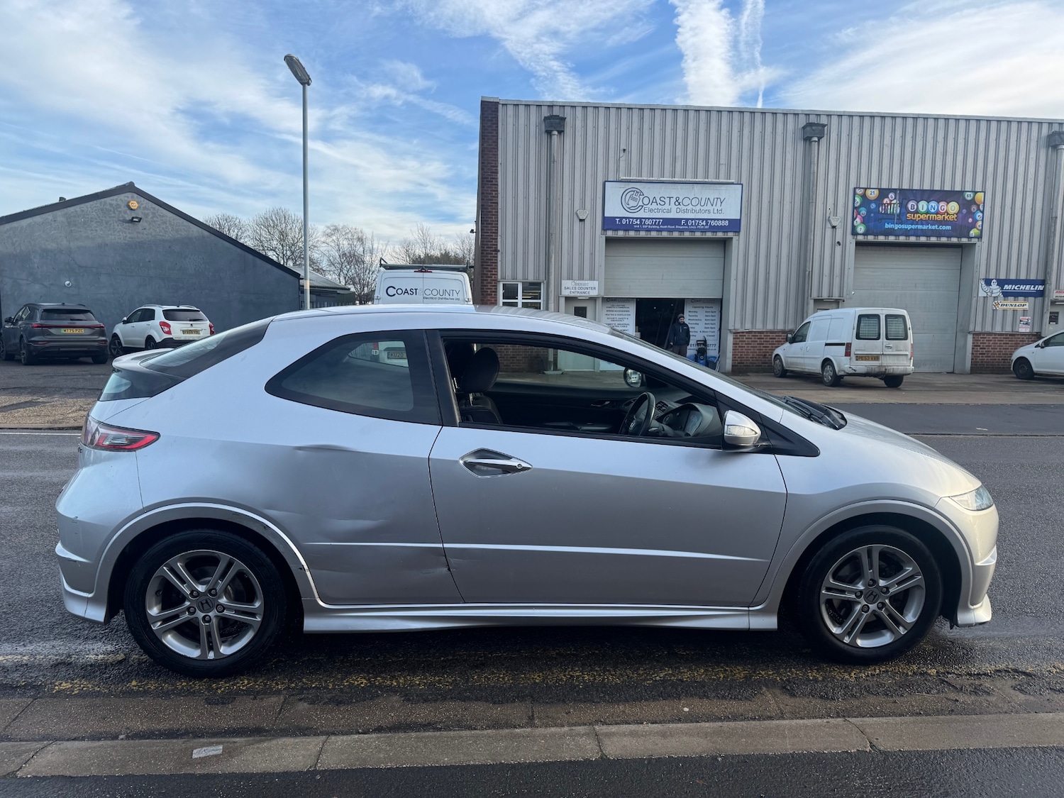 Used Honda Civic 2011 for sale - 77196155: Photo 4