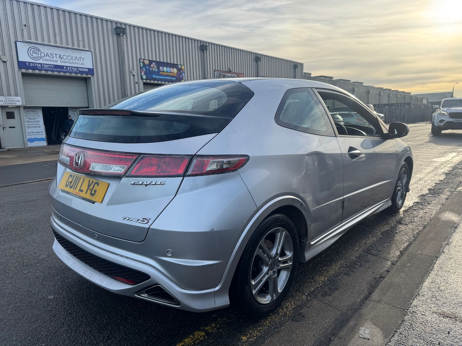 Used Honda Civic 2011 for sale - 77196155: Photo 6