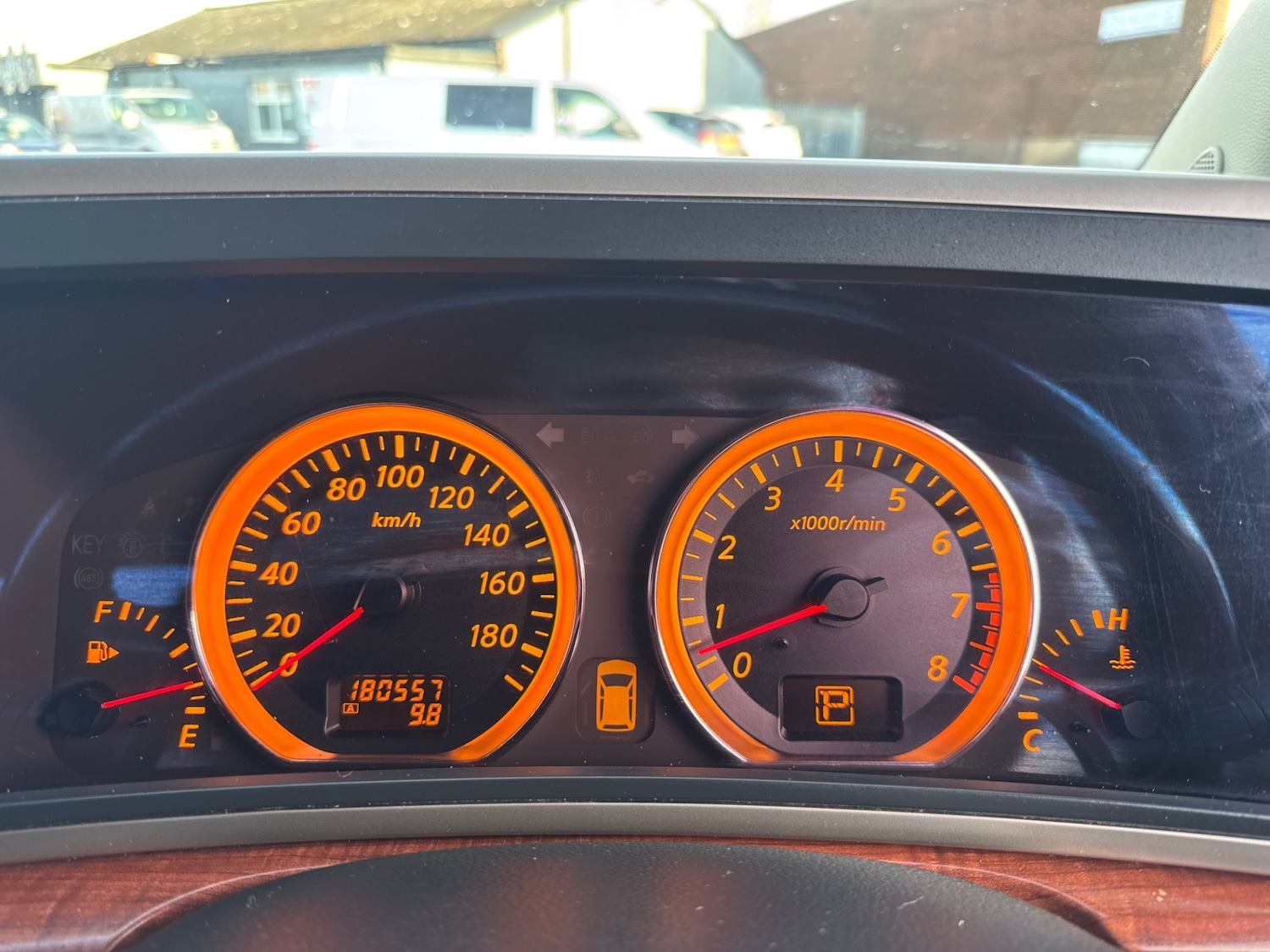 Used Nissan Elgrand 2020 for sale - 77363780: Photo 13