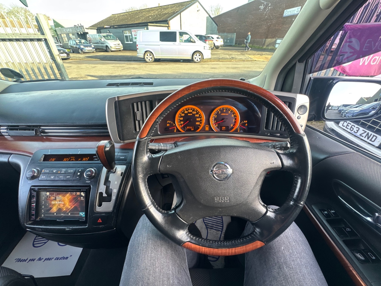 Used Nissan Elgrand 2020 for sale - 77363780: Photo 15