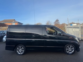 Used Nissan Elgrand undefined for sale - 77363780: Photo
