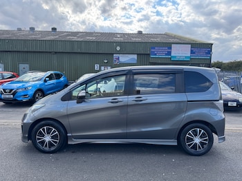 Used Honda Freed 2012 for sale - 79391839: Photo