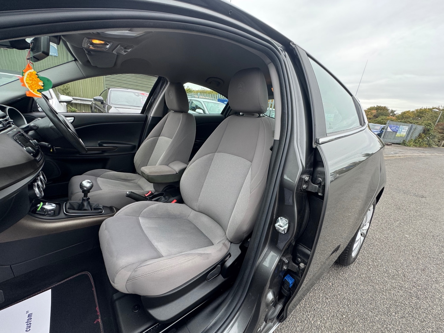 Used Alfa Romeo Giulietta 2014 for sale - 76131104: Photo 9