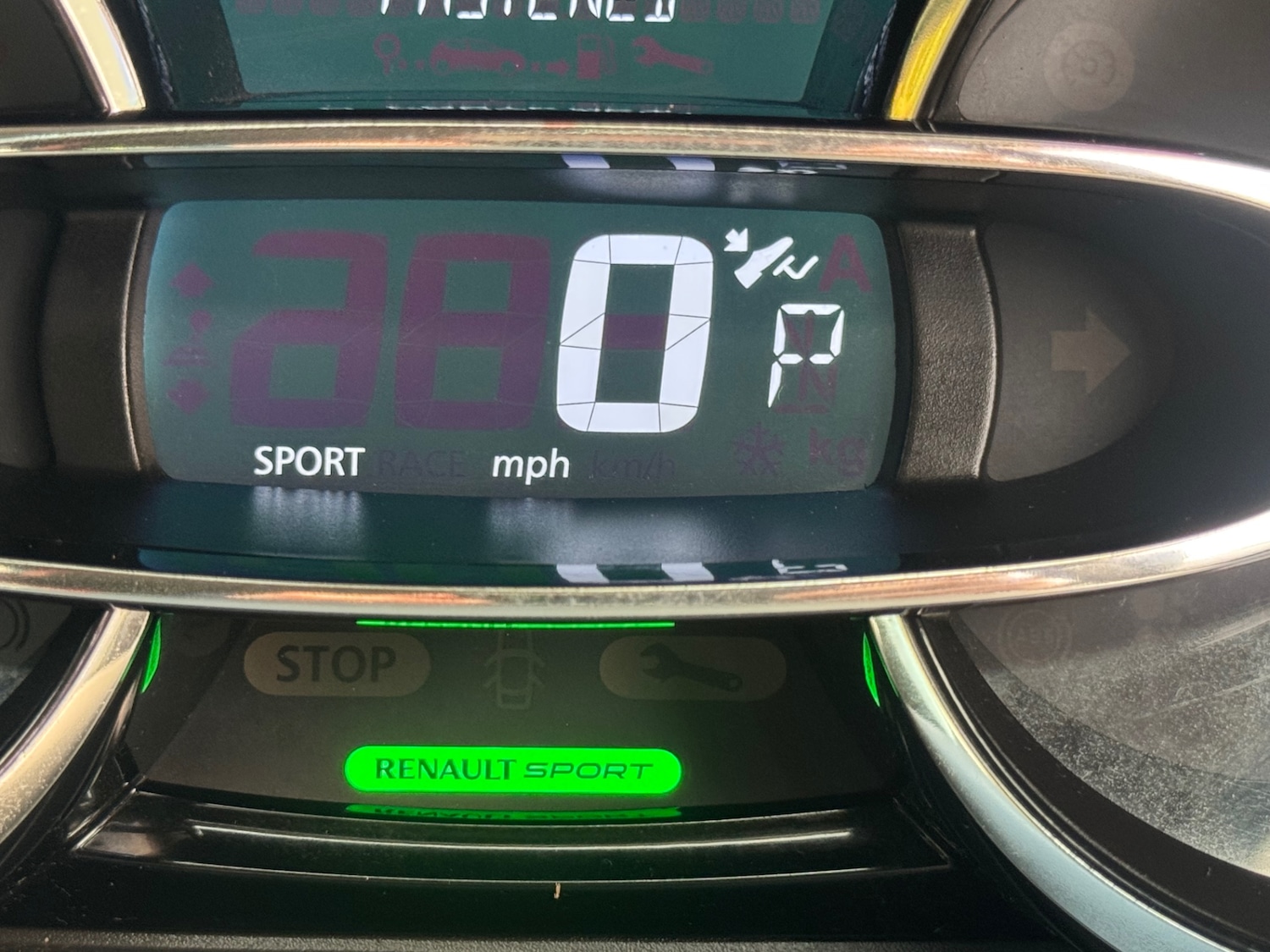 Used Renault Clio 2013 for sale - 76330369: Photo 13