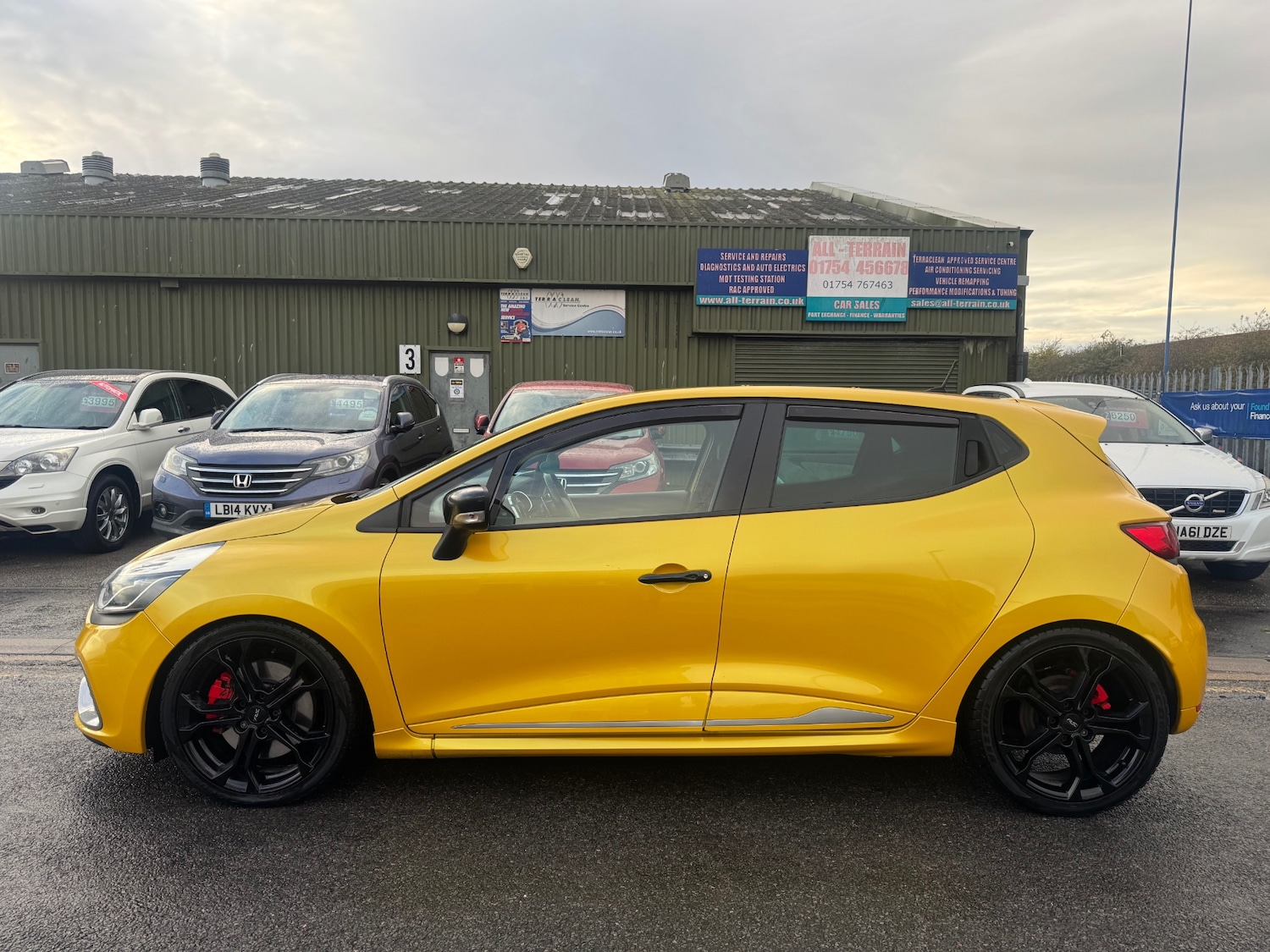 Used Renault Clio 2013 for sale - 76330369: Photo 3