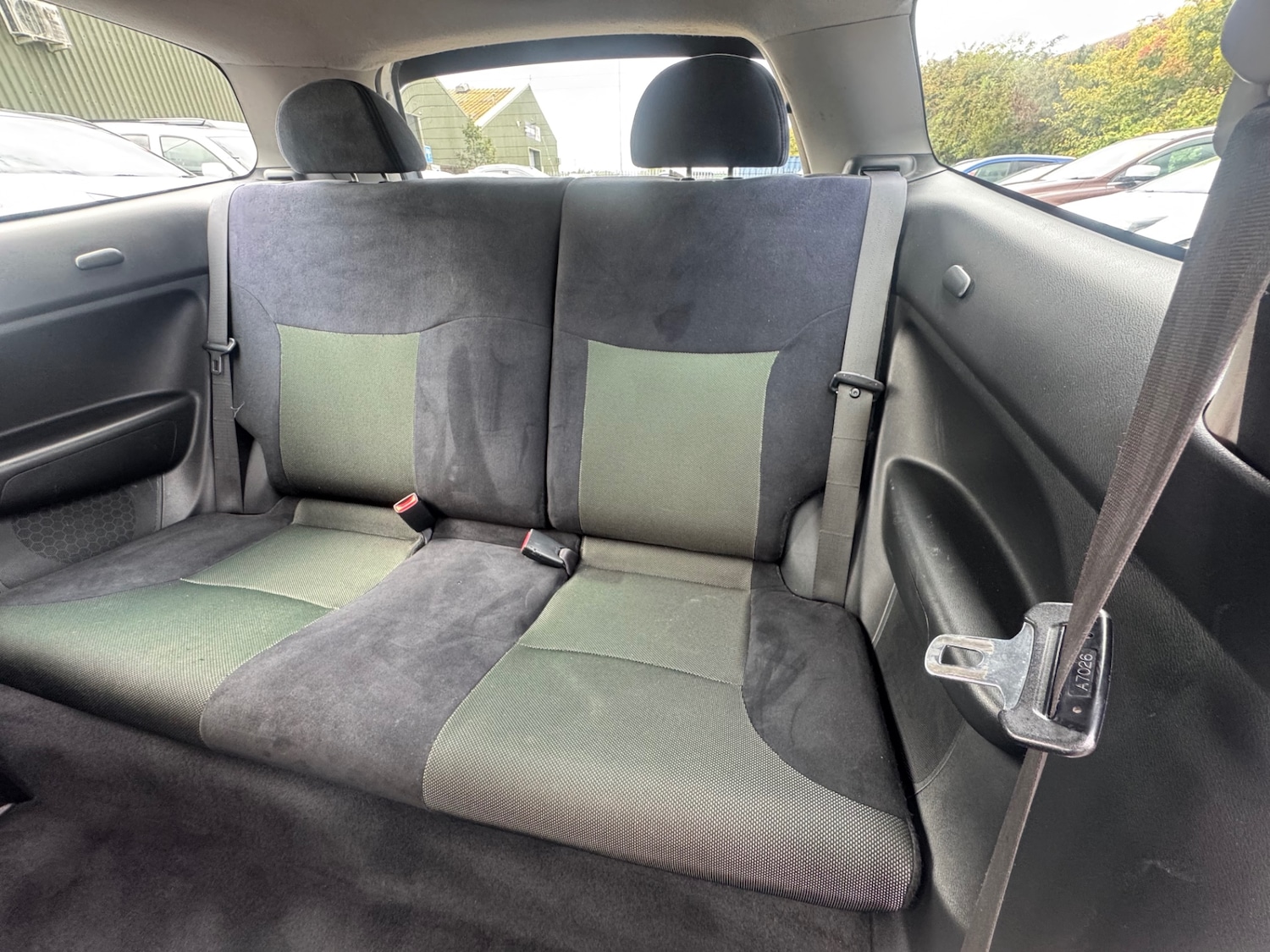 Used Honda Civic 2005 for sale - 78067037: Photo 15