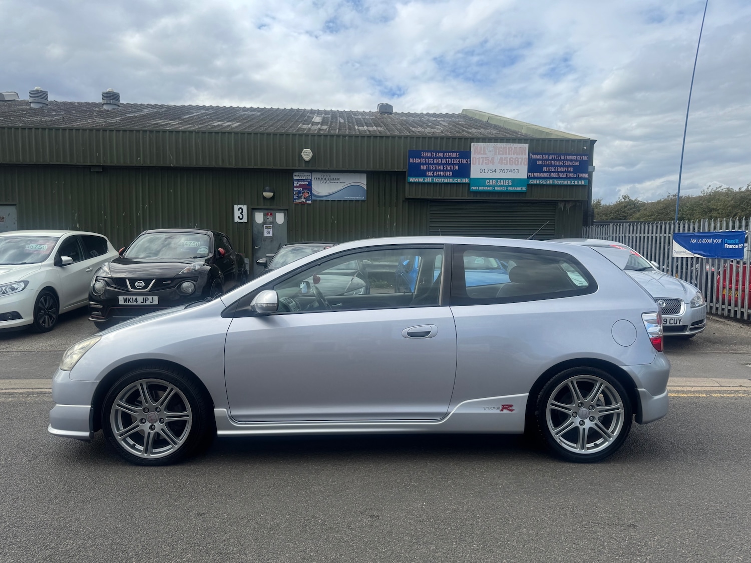 Used Honda Civic 2005 for sale - 78067037: Photo 3