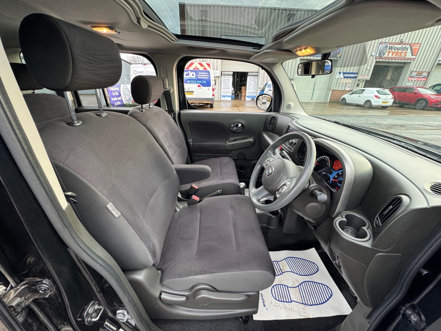 Used Nissan Cube 2010 for sale - 76719102: Photo 10