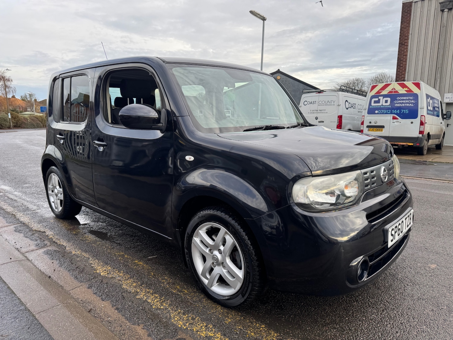 Used Nissan Cube 2010 for sale - 76719102: Photo 2